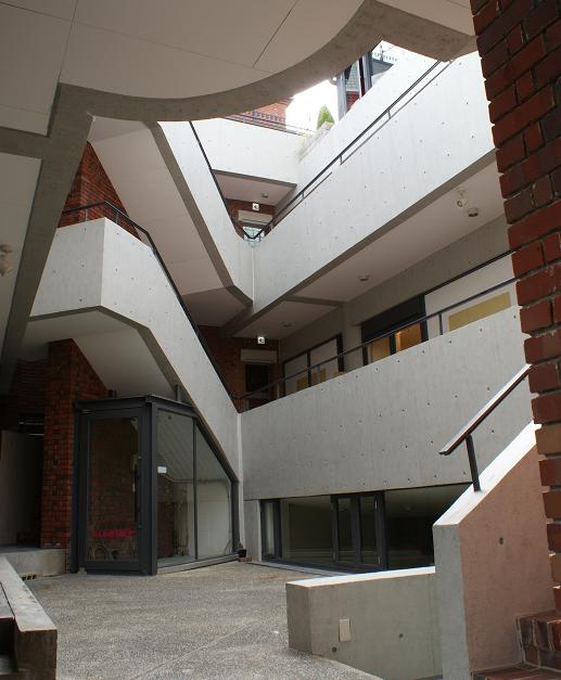 北野・山本通の安藤忠雄建築_b0063958_2254593.jpg