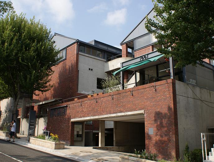 北野・山本通の安藤忠雄建築_b0063958_2256742.jpg