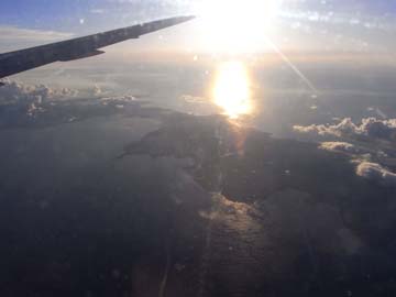 沖縄上空めんそーれ_c0108695_12223915.jpg
