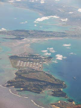 沖縄上空めんそーれ_c0108695_12234124.jpg