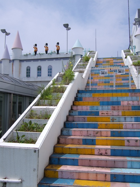 そごう呉店の屋上へ 広島コンシェルジュ