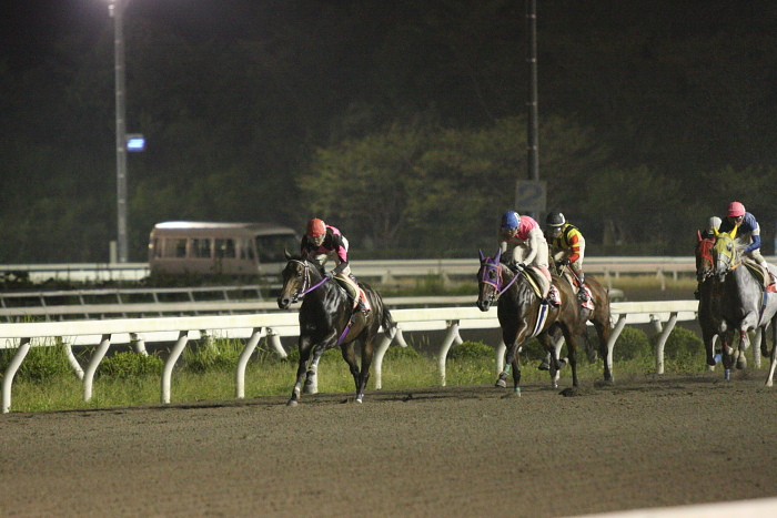 中西達也騎手、通算勝利1900勝達成～_a0077663_22103571.jpg