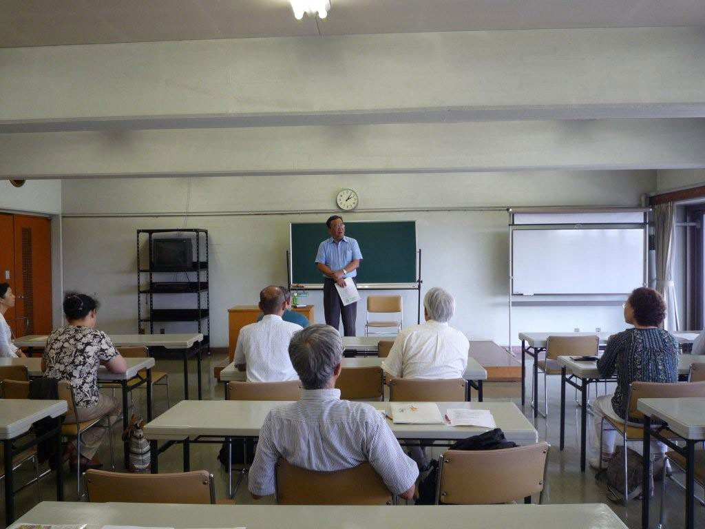 2009年度 第1回 高齢者ケア学習会が行なわれました。_e0167087_18305558.jpg