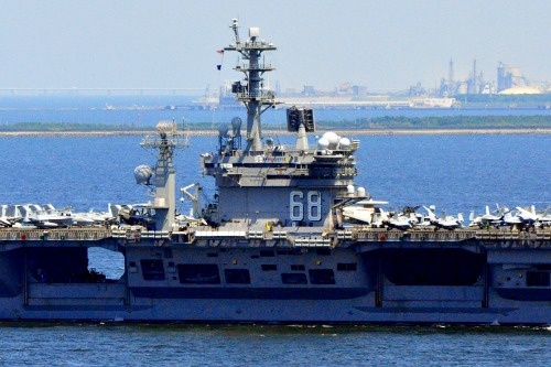 米原子力空母 ニミッツ (USS Nimitz, CVN-68)_e0158925_22341019.jpg