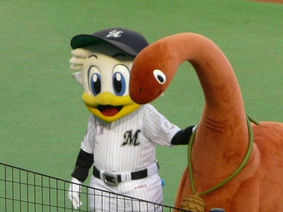 唐川くんの瞳と同じ?_b0166128_12205099.jpg