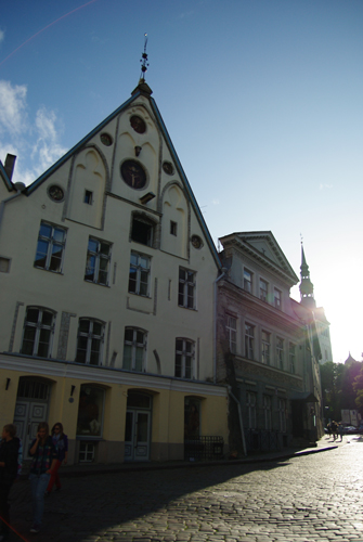 e0144545_39323.jpg