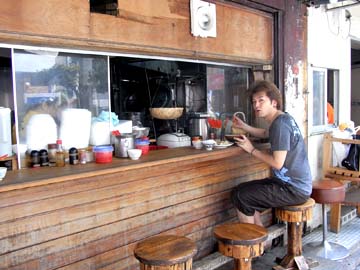 農連市場のそば屋_c0108695_14421230.jpg