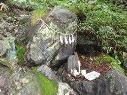 吾妻山神社_a0096989_21343320.jpg