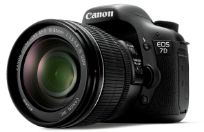 CANONより新製品「EOS ７D」発表_e0131413_15253623.jpg