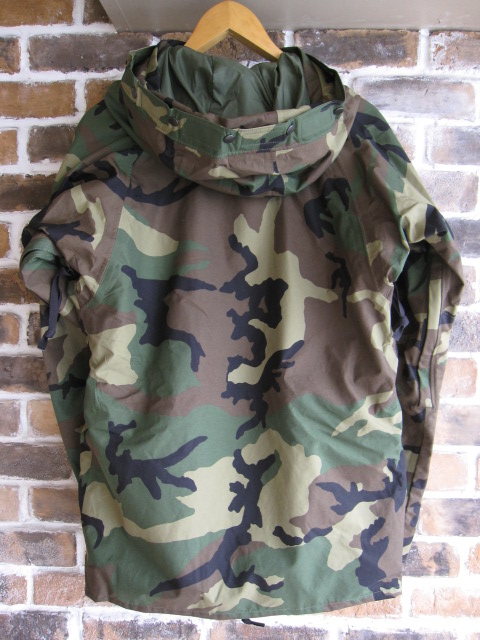 ＜US Military GOTR-TEX PARKA CAMO＞_d0098545_13493321.jpg