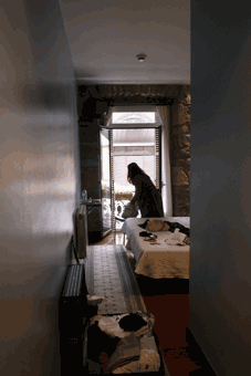 e0034141_15111775.gif