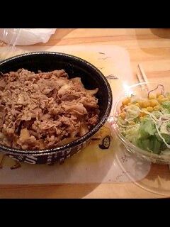 メガ牛丼_a0067188_22171871.jpg