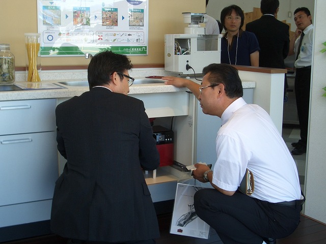 ごみ減量化と生ごみ処理機_f0141310_022328.jpg
