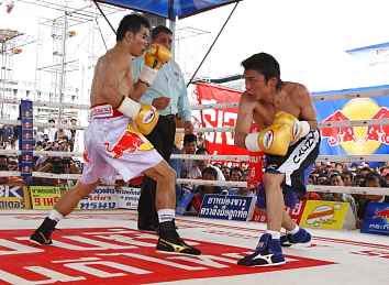 ポンサクレック　ＶＳ　升田貴久世界戦　2_b0119854_183687.jpg