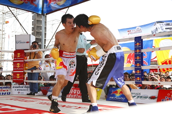 ポンサクレック　ＶＳ　升田貴久世界戦　2_b0119854_184413100.jpg