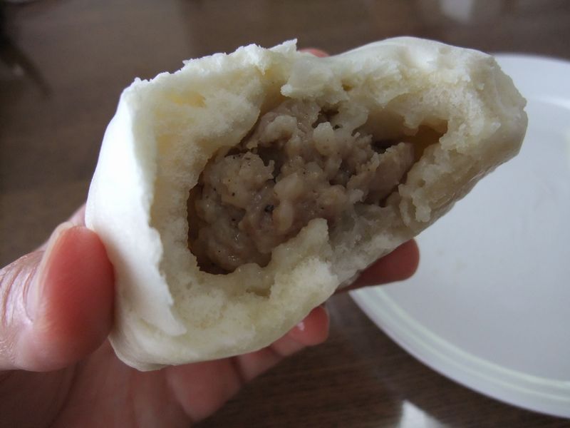 肉まん買ったら 世田谷線で帰ろう 鹿港ルーガン はらぺこラッコの横浜散歩
