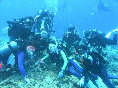 9月6日荒れててもきれいな海♪記念ダイブでおめでとう!!!_c0070933_21161853.jpg