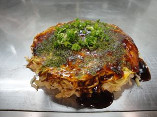 お好み焼きの作り方ＢＹ　トコナツ屋バージョン_e0166301_14235874.jpg