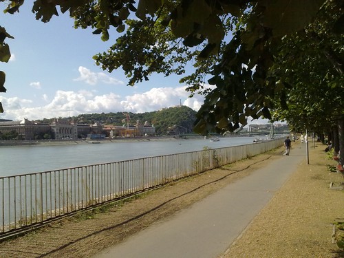 f0021504_1271798.jpg
