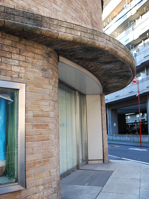 東京千住郵便局電話事務室(昭和モダン建築探訪)_f0142606_22395131.jpg