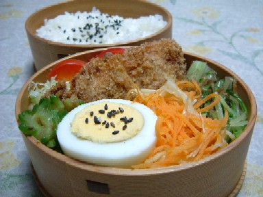 ９月７日　トンカツ弁当_b0044825_953727.jpg