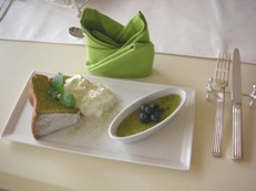 Gâteau Chiffon au Thé Vert　 　「お抹茶のシフォンケーキ」 _f0121752_20142611.jpg