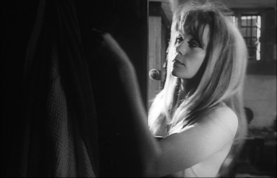 フランソワーズ・ドルレアック（Francoise Dorleac）「袋小路」（1965）其の壱_e0042361_2347285.jpg