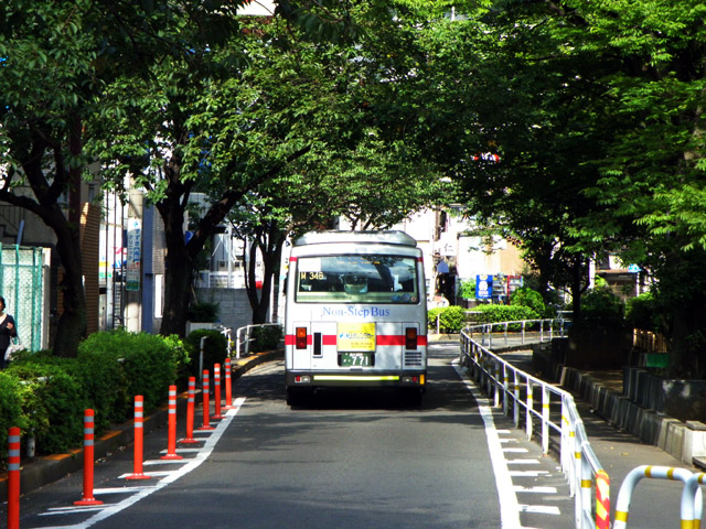 JR横須賀線代行バス_c0130964_20573718.jpg