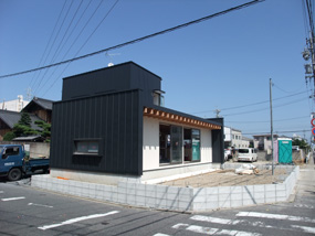 「守山の家」内部塗装_b0179213_1734918.jpg