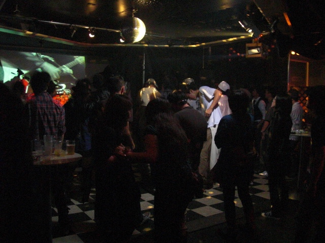 b0149098_013490.jpg