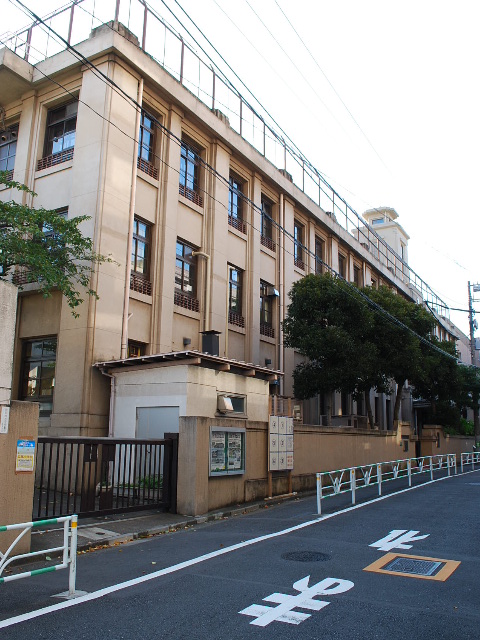 東京都渋谷区立広尾小学校(昭和モダン建築探訪)_f0142606_23362380.jpg