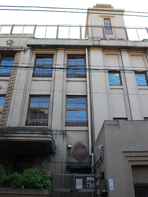 東京都渋谷区立広尾小学校(昭和モダン建築探訪)_f0142606_23405372.jpg