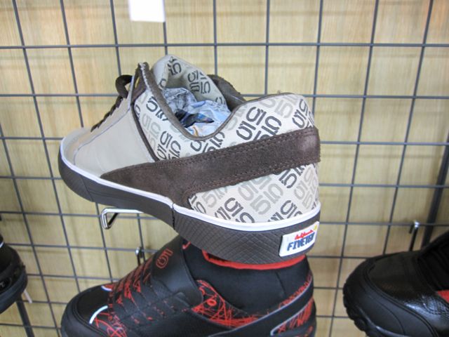 2010 FIVE TEN(サイズチャート表を追加しました)_e0069415_227363.jpg