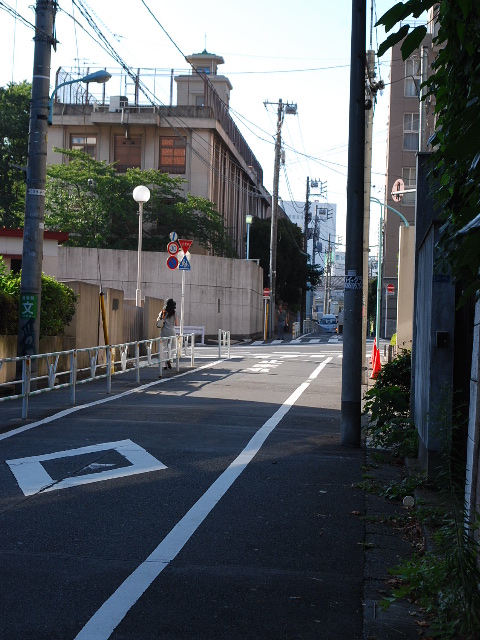 東京都渋谷区立広尾小学校(昭和モダン建築探訪)_f0142606_062087.jpg