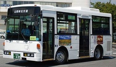 山梨県国中地方の富士重工架装車 3題_e0030537_1321893.jpg
