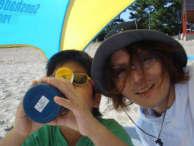 お子様用サングラスレポートその6_c0003493_2154567.jpg