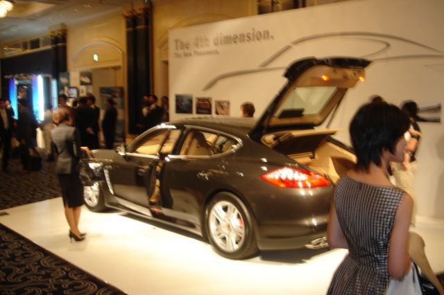 Porscheパナメーラ_a0129711_15204727.jpg