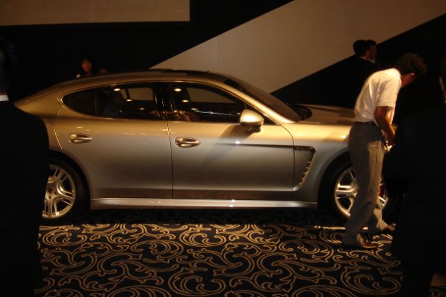 Porscheパナメーラ_a0129711_1522932.jpg