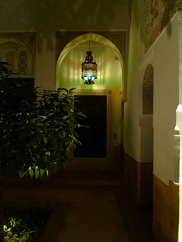 Riad Farnatchi　　= Patio =_c0102085_21132742.jpg