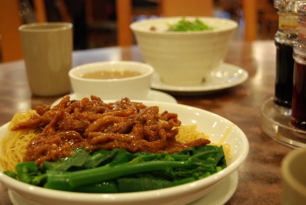 中華粥のおいしい季節になりました。 「粥麺館」_d0129786_1411445.jpg