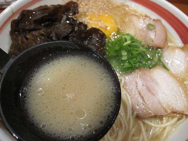 まことや．ラーメン店_f0108049_14544.jpg