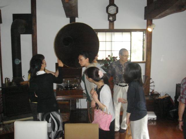 またまたSPレコード鑑賞会_b0124462_1834764.jpg