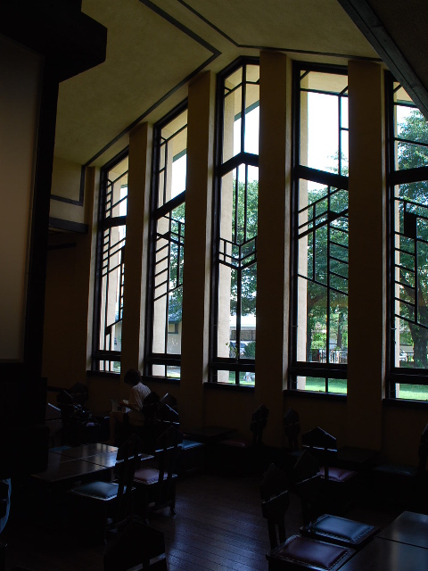 東京・自由学園明日館(大正モダン建築探訪)_f0142606_0102347.jpg