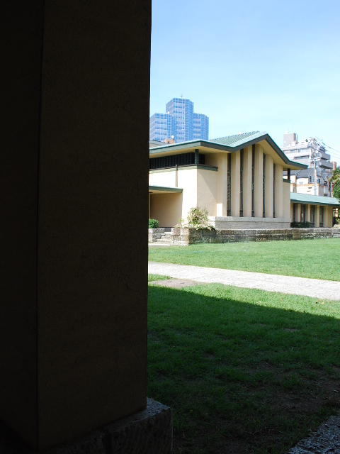 東京・自由学園明日館(大正モダン建築探訪)_f0142606_0502216.jpg