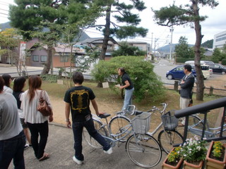 京都産業大学・大室ゼミの学生達が今立にやってきました（初日）_e0061225_1761773.jpg