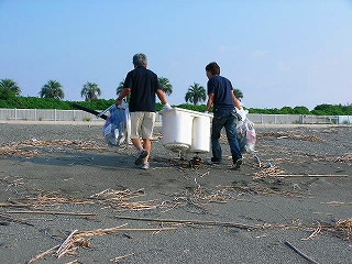 海岸清掃（新居）_a0132631_8515833.jpg