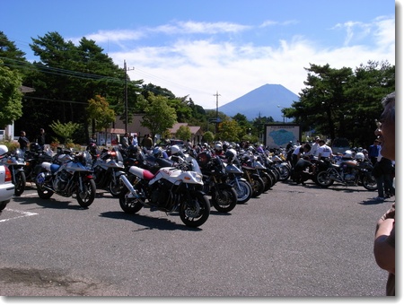 \'09 排気量無制限KATANA・ミーティング in 本栖湖_c0147448_18384648.jpg