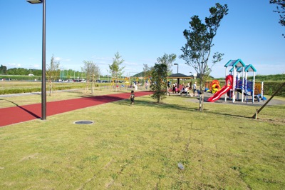 競馬場跡地_f0138807_162634.jpg