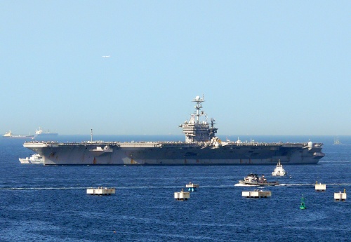 米原子力空母　ジョージ・ワシントン (USS George Washington, CVN-73)_e0158925_2132915.jpg