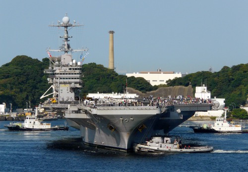 米原子力空母　ジョージ・ワシントン (USS George Washington, CVN-73)_e0158925_21343837.jpg